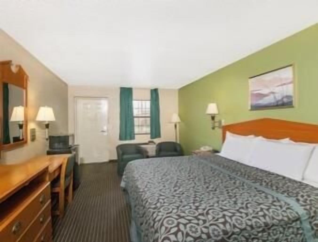 Days Inn By Wyndham Brownsville Экстерьер фото