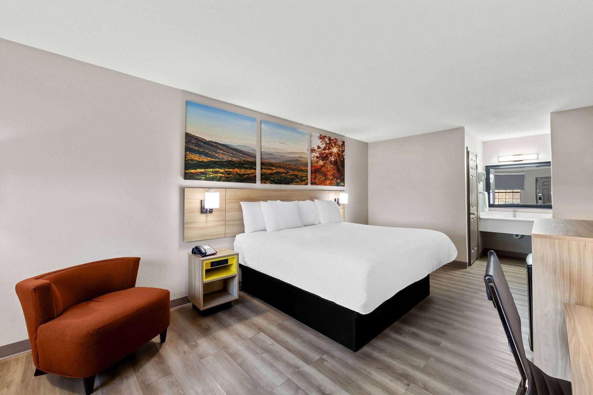 Days Inn By Wyndham Brownsville Экстерьер фото